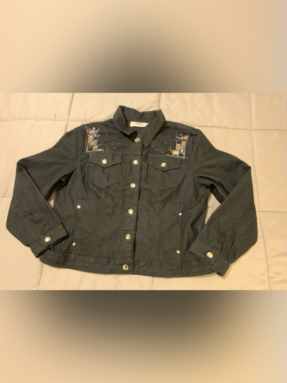 Chico's Platinum Dark Wash Denim Jacket with Beaded Shoulder Embellishments Sz 2 - Picture 2 of 9